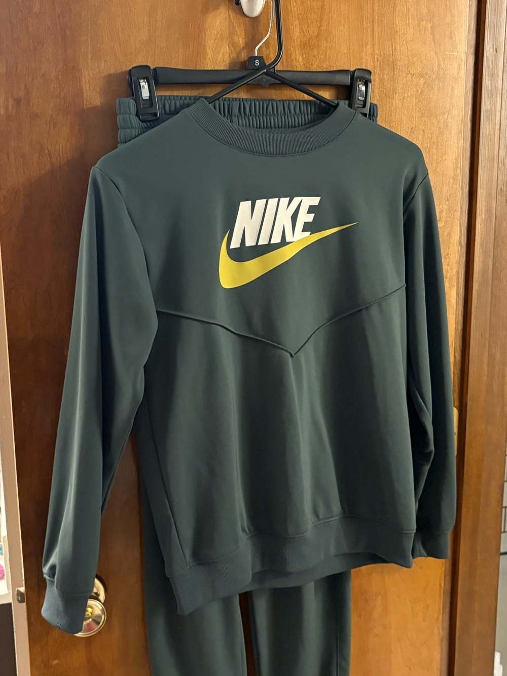 Nike Dark Green Crewneck Sweatshirt with White Logo Size large